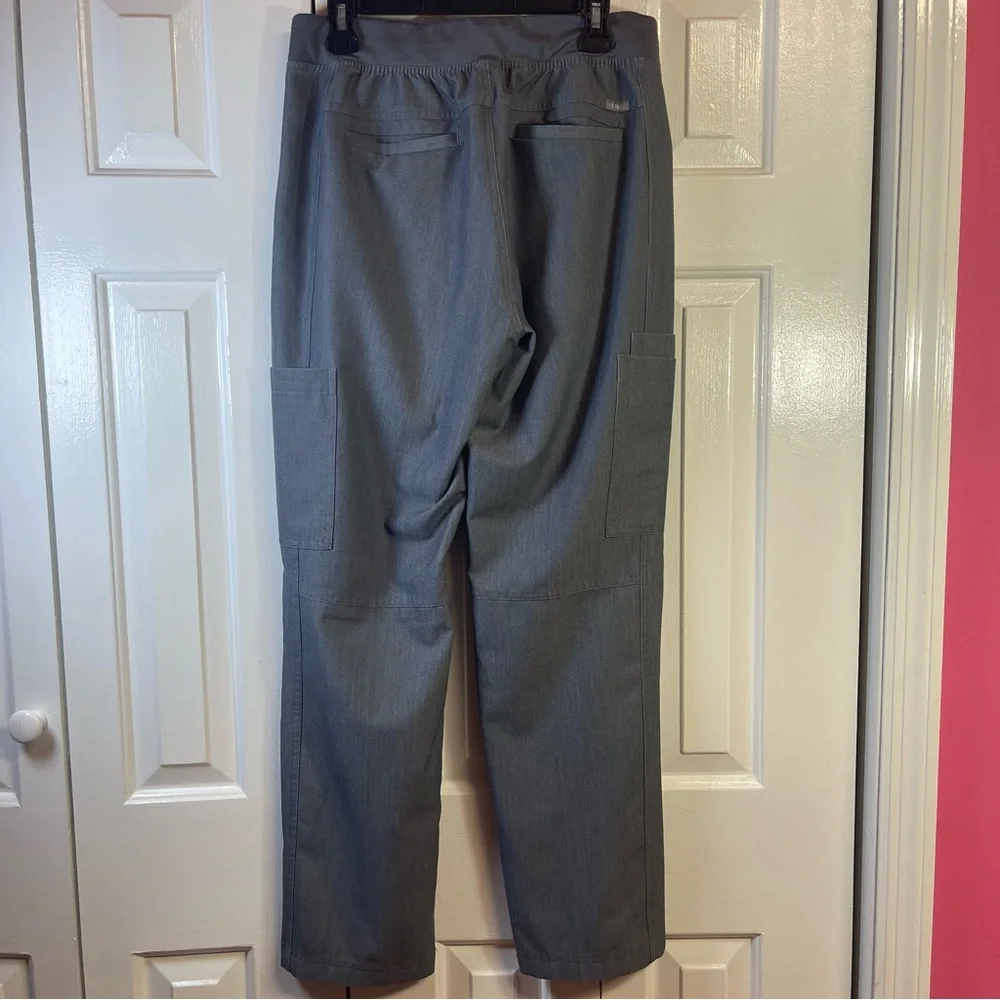 FIGS Technical Scrub Pants Mens‎ Medium Gray Cargo T2001 O16